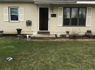 331 Fremont Ave, Romeoville, IL 60446