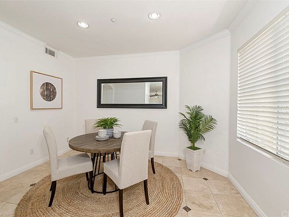 5th image of 42 Avenida Brio
