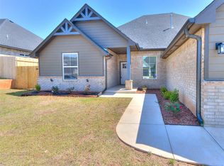 9208 SW 35th St, Oklahoma City, OK 73179