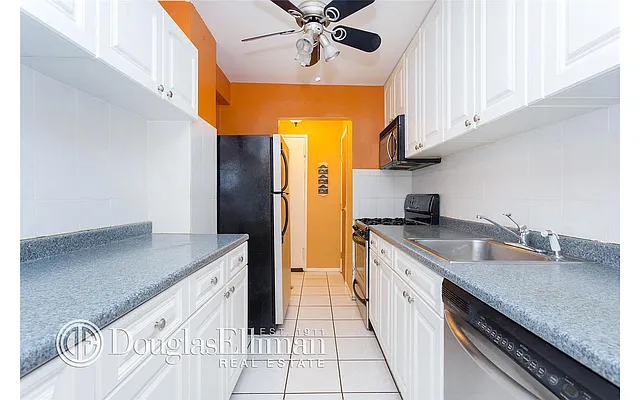 Sold by Douglas Elliman | media 14