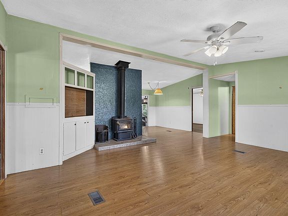 4th image of 260 Wildhorse Road