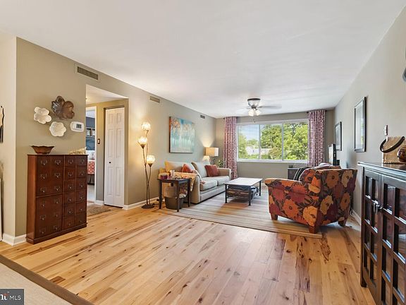 2nd image of 8315 N Brook Ln Unit 2-404