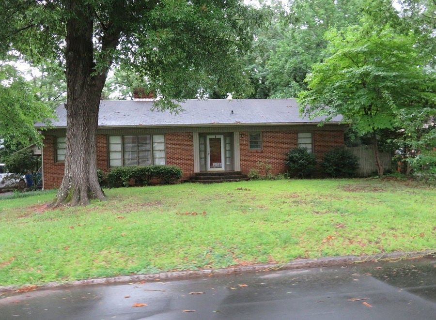 1st image of 602 Highland Park Dr