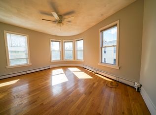 33 Portsmouth St #3, Cambridge, MA 02141