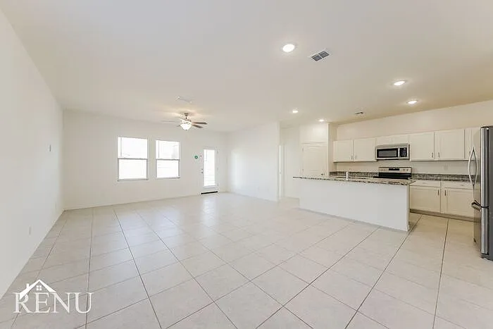35228 W San Capistrano Ave — Photo 5