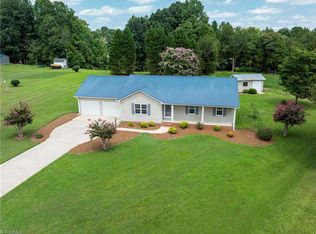 243 Nathan Dr, Lexington, NC 27295