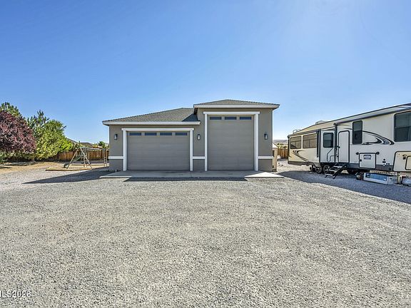 2nd image of 400 Sunset Springs Ln