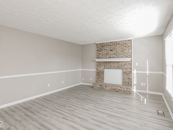 4th image of 7533 Camberwood Dr
