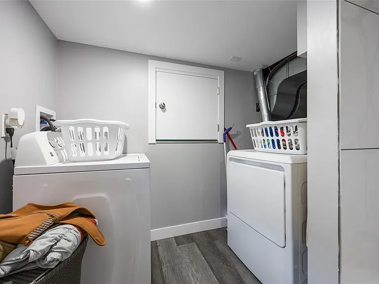 275 Kathleen Ave — Photo 10