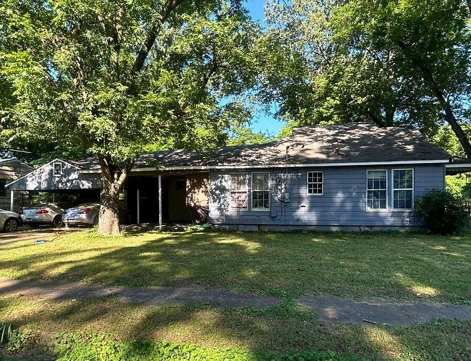 2nd image of 745 Marsh Ave