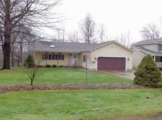 893 Mill Rd, Ravenna, OH 44266