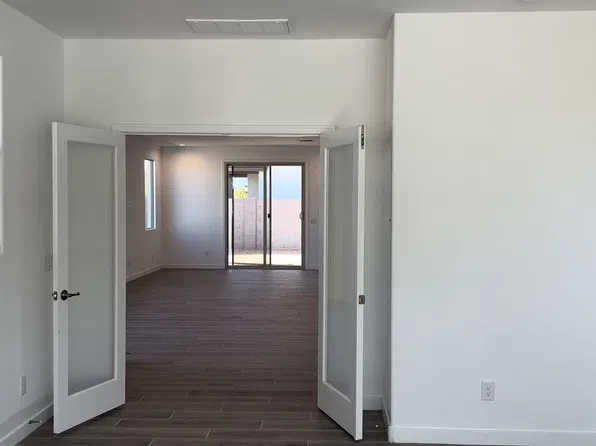 10905 W Taylor St, Avondale, AZ 85323