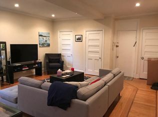 1922 Spruce St APT 3R, Philadelphia, PA 19103