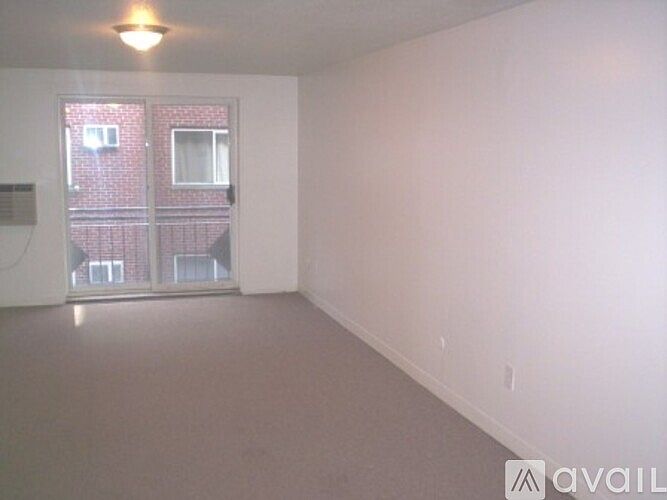 1st image of 310 Copeland St #17