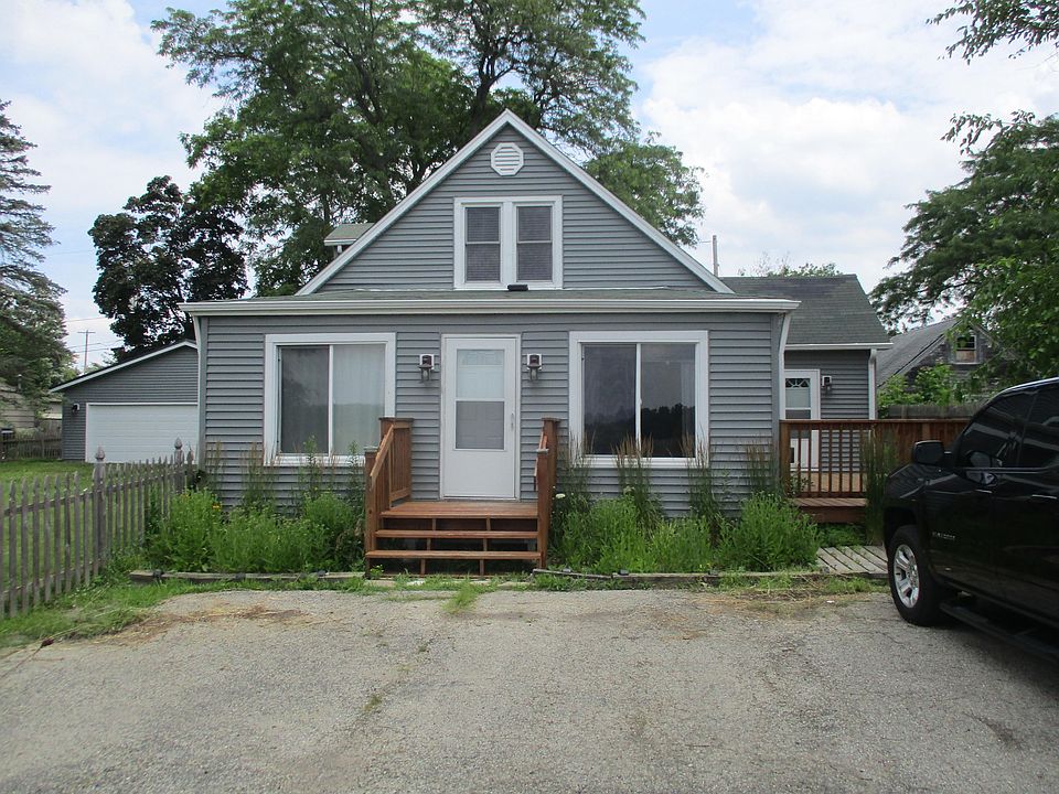 1st image of 12165 224th Ave