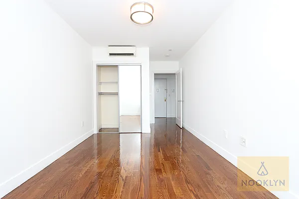 Rented by Nooklyn NYC LLC | media 11