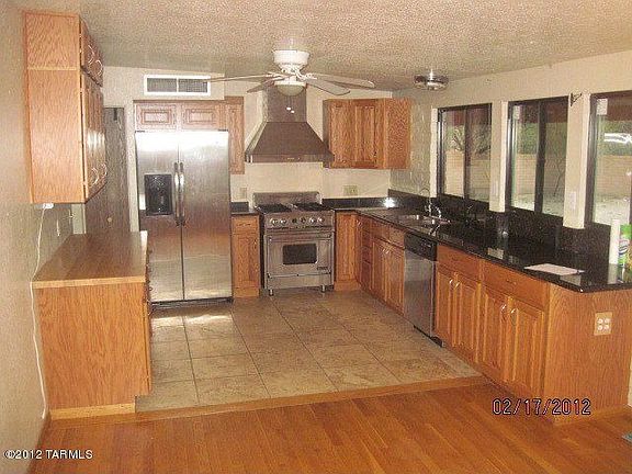 4th image of 8701 N Placita De Reynaga