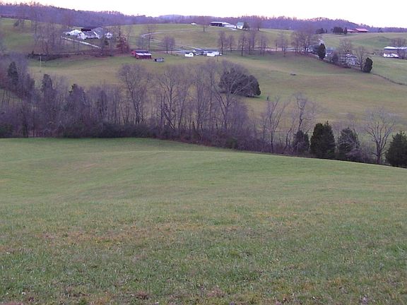 4th image of Bailey Dr