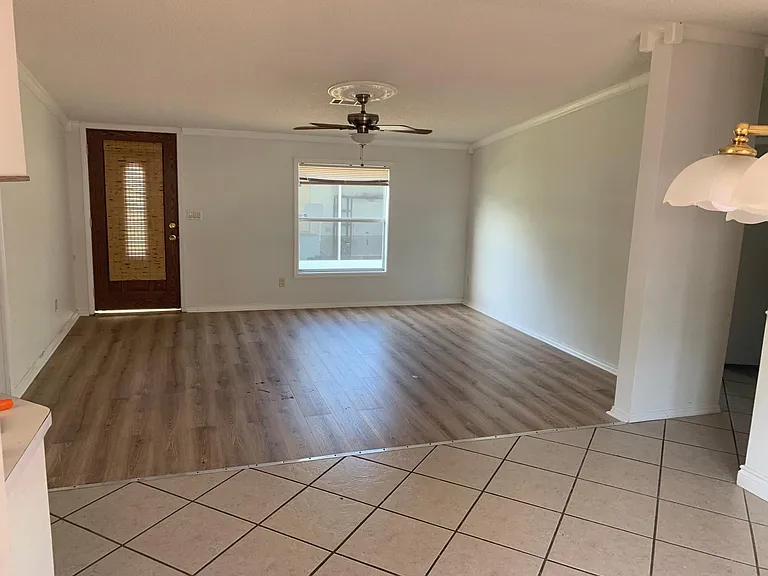 6631 Old Orchard Ave — Photo 7