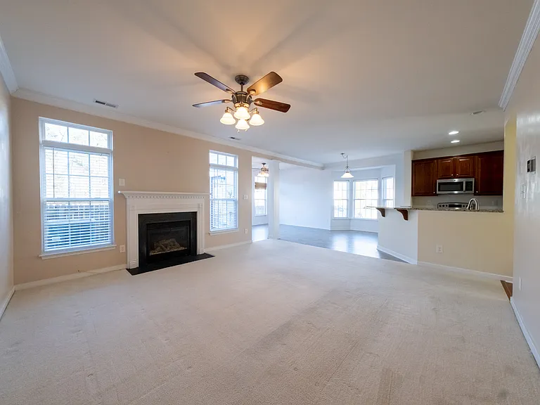 4000 Alder Grove Ln — Photo 20