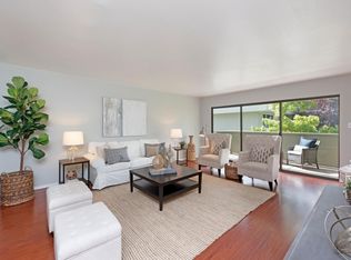 2381 Sharon Rd, Menlo Park, CA 94025