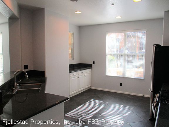 5th image of 1750 Morgans Ave