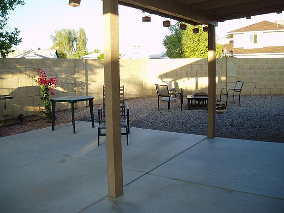 4th image of 8234 W Dreyfus Dr