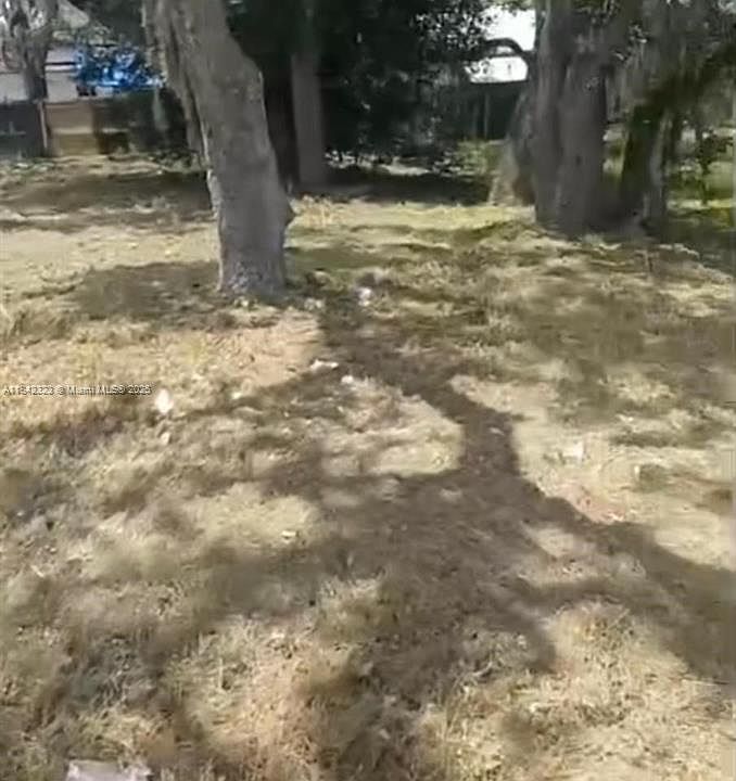 1st image of 2118 Steiner Ave