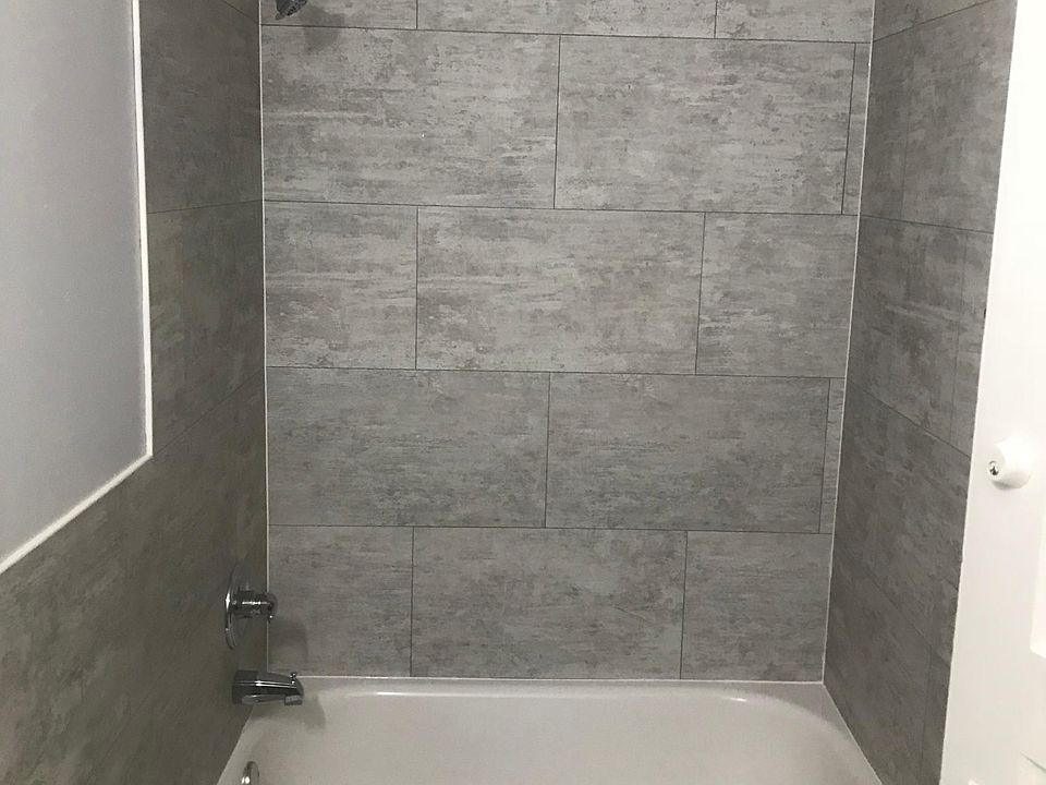 1st image of 317 5th Ave SE #1