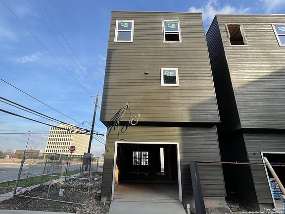 3rd image of 335 Howard #1