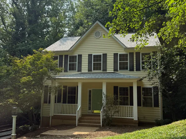 305 E Monacan Dr, Charlottesville, VA 22901