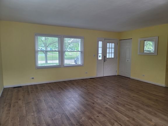 5th image of 4112 Crimson Dr