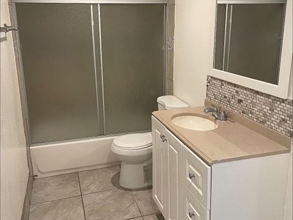 4th image of 13452 1/2 Ventura Blvd Suite A