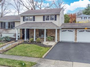 31 Clinton Ln, Wayne, NJ 07470