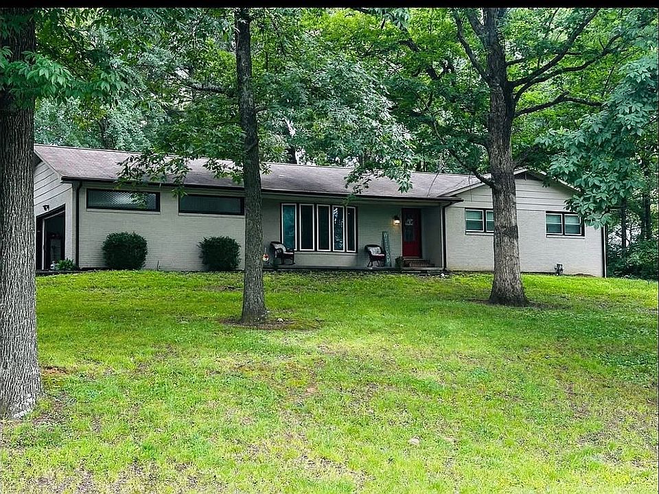 1st image of 260 Charlotte Ann Dr