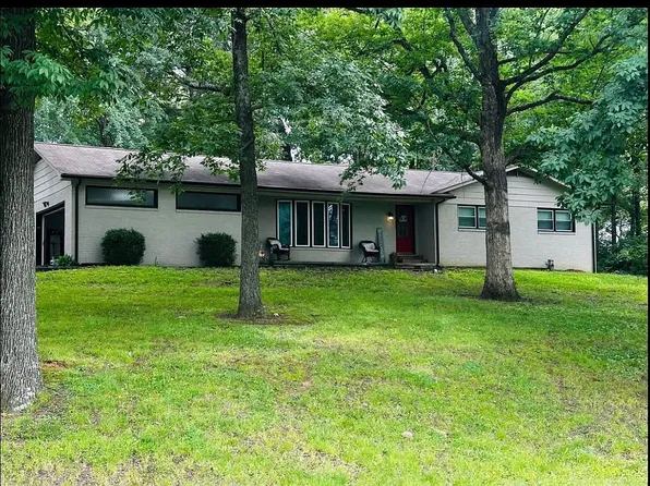 260 Charlotte Ann Dr, Paducah, KY 42001