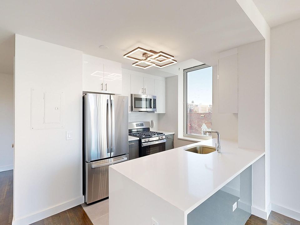 1st image of 801 Amsterdam Ave APT 7E
