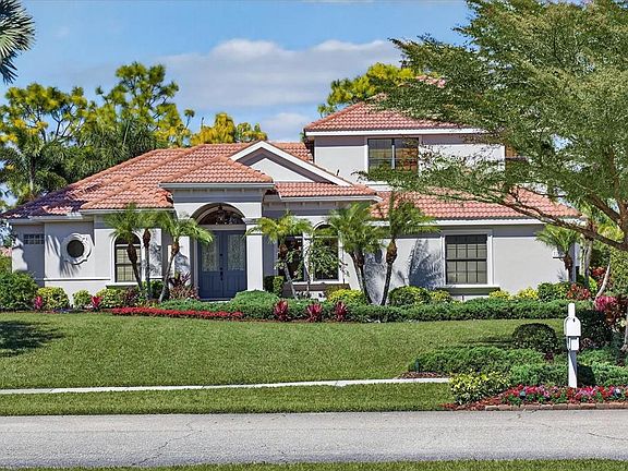 2nd image of 22580 Morning Glory Cir