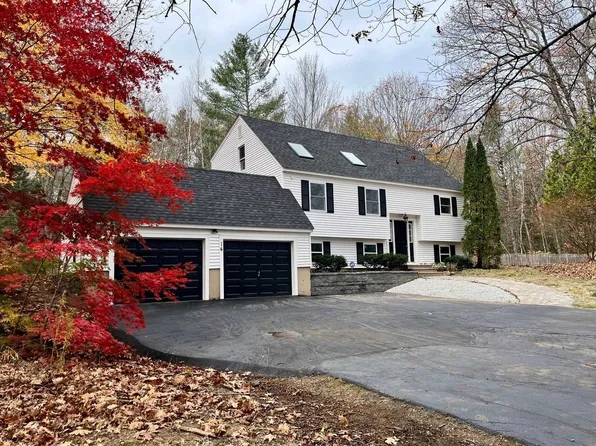 14 Earle Drive, Lee, NH 03861