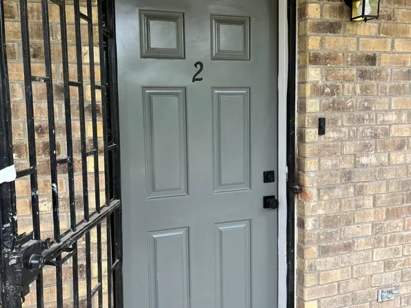 2906 Corpus Christi St #2, Laredo, TX 78043