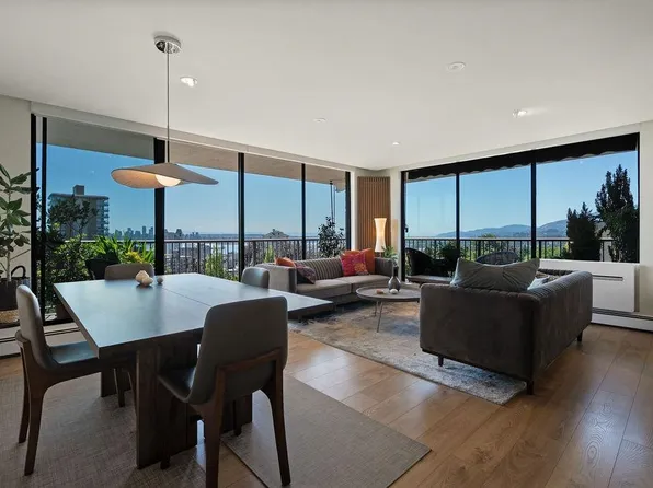 140 Keith Rd E #701, North Vancouver, BC V7J 1J8