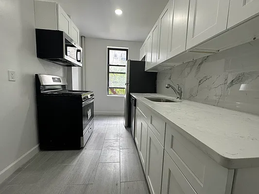 Rented by Coda Real Estate NYC | media 3