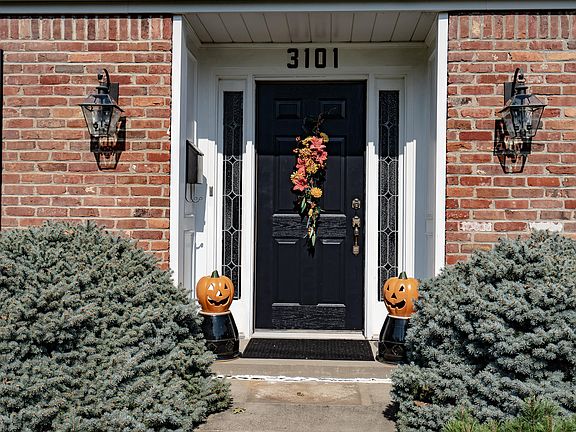 3rd image of 3101 Gambriel Ct