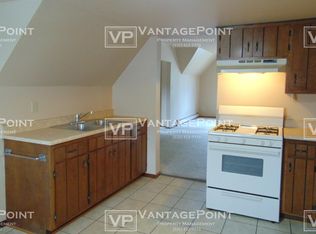 716 Lewis St, De Pere, WI 54115