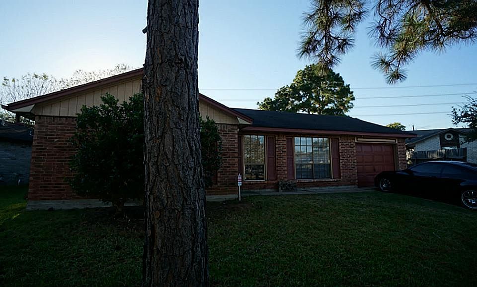 1st image of 1006 Woodbridge Ave