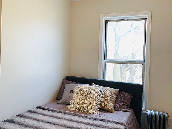 5th image of 371 Utica Ave #1