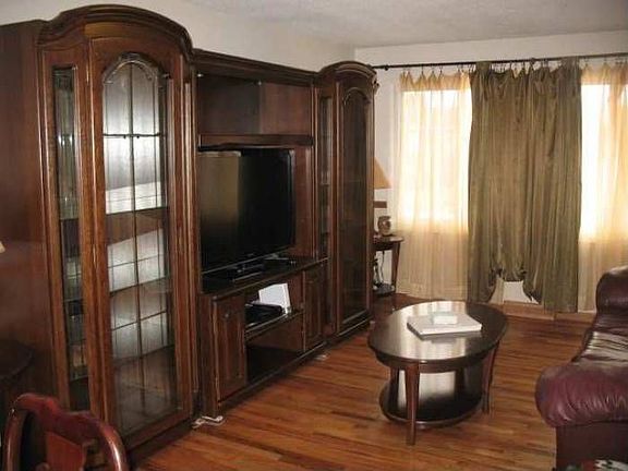 Upper level living room