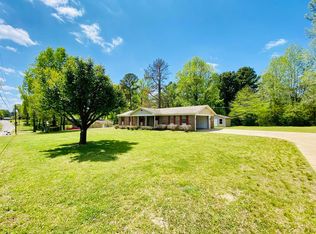 17 County Road 118, Farmington, MS 38834