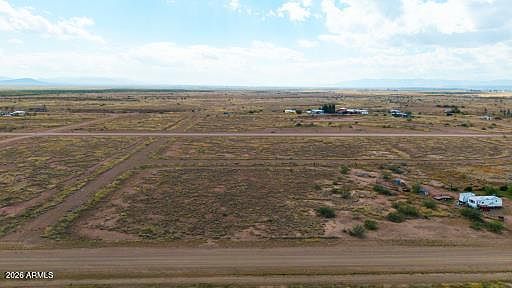 2nd image of E Via Ocotillo #688