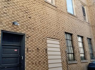 1923 W Belle Plaine Ave #CH, Chicago, IL 60613